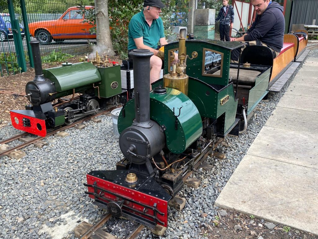 Two engines at Museum Station